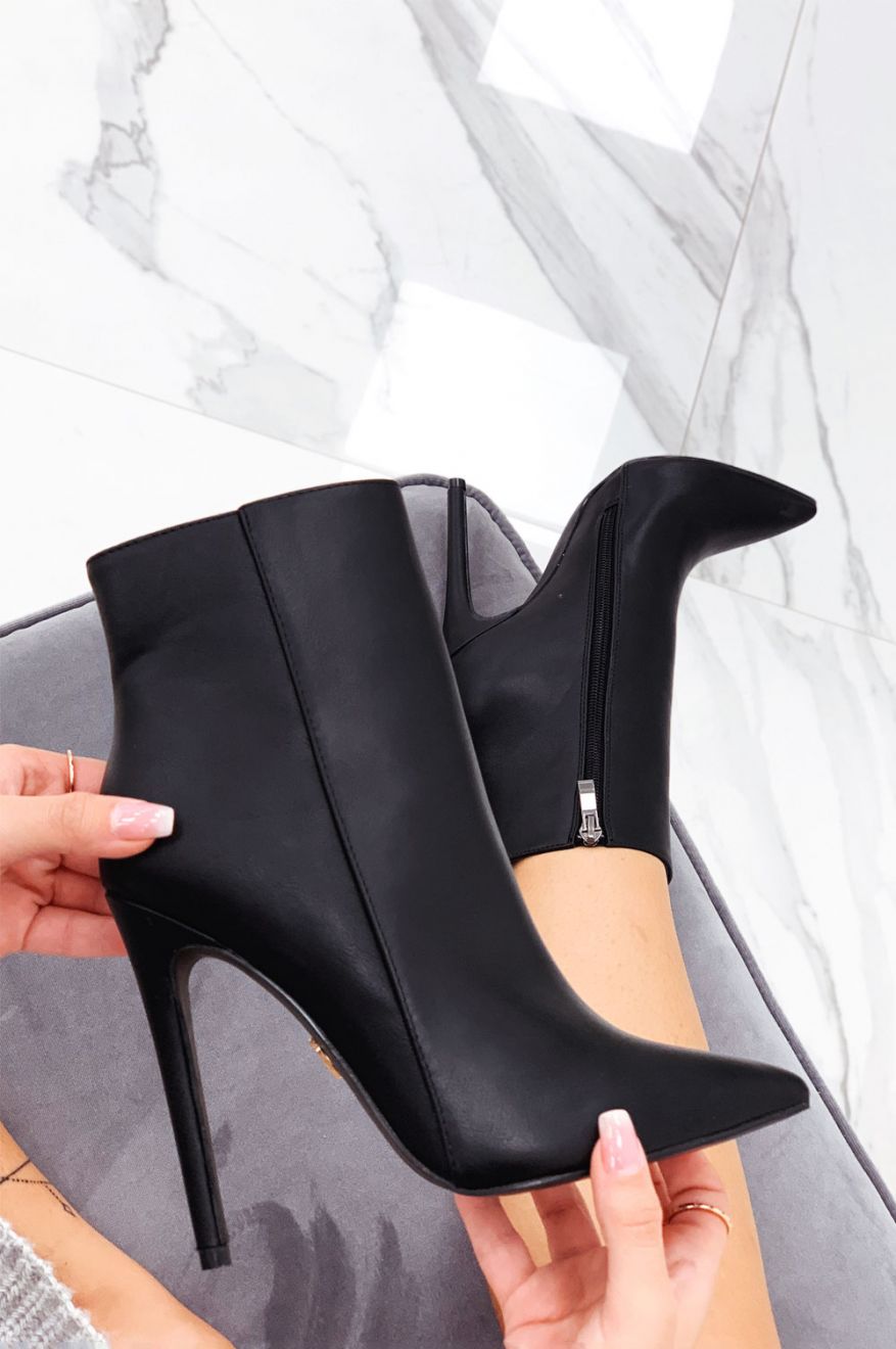Black ankle boots in faux leather with high heel