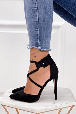 Black suede Alexoo pumps with high heel