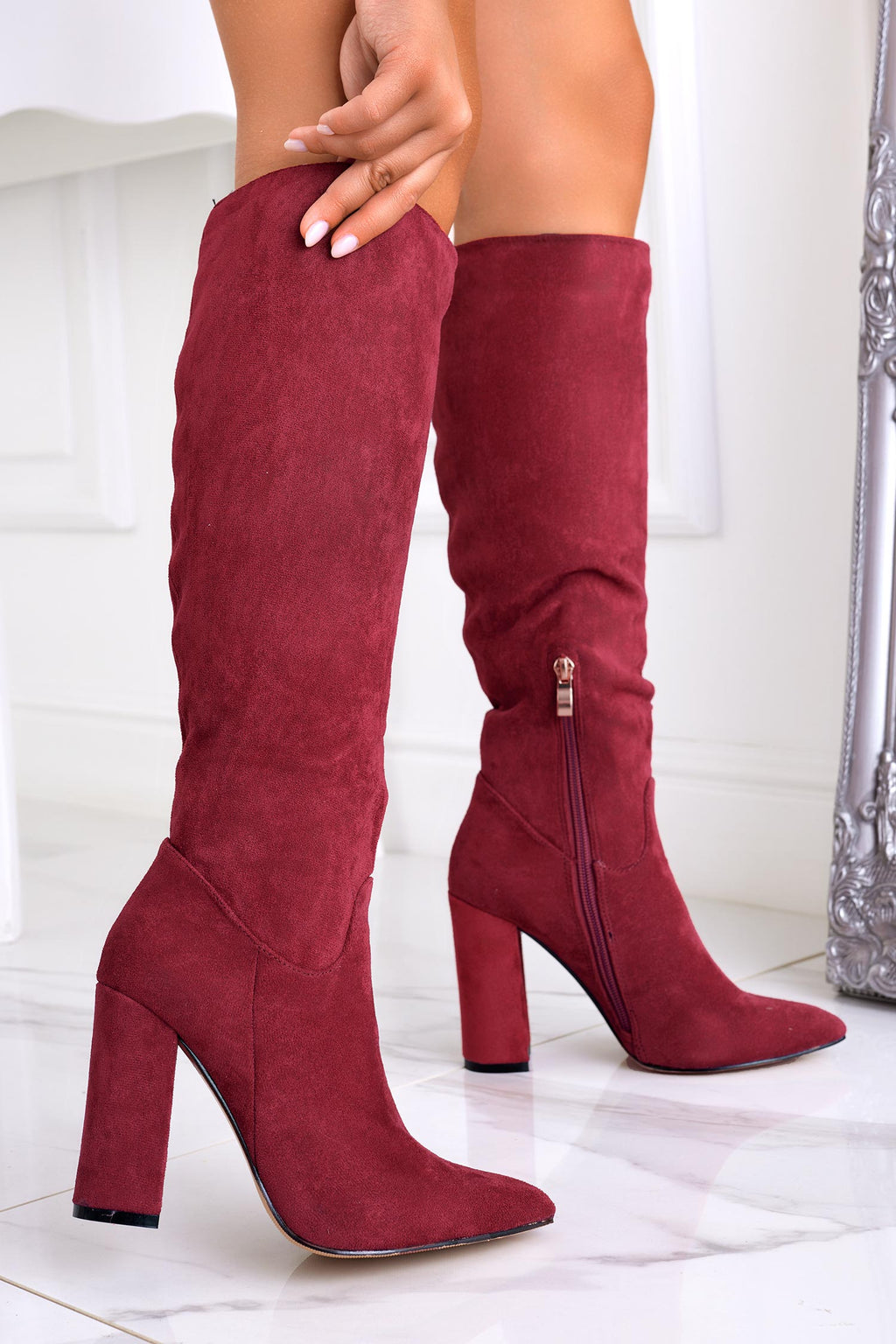 WENDY - Stivali bordeaux scamosciati Alexoo con tacco alto