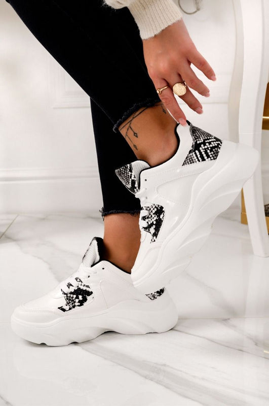MINNA - Sneakers bianche con inserti pitonati e lacci