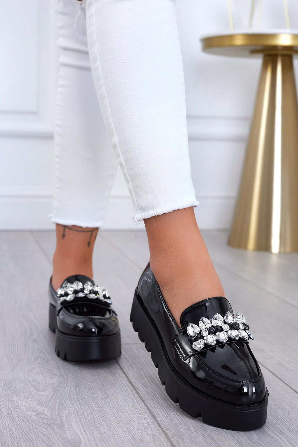 CECILIE - Mocassins noirs en vernis avec strass