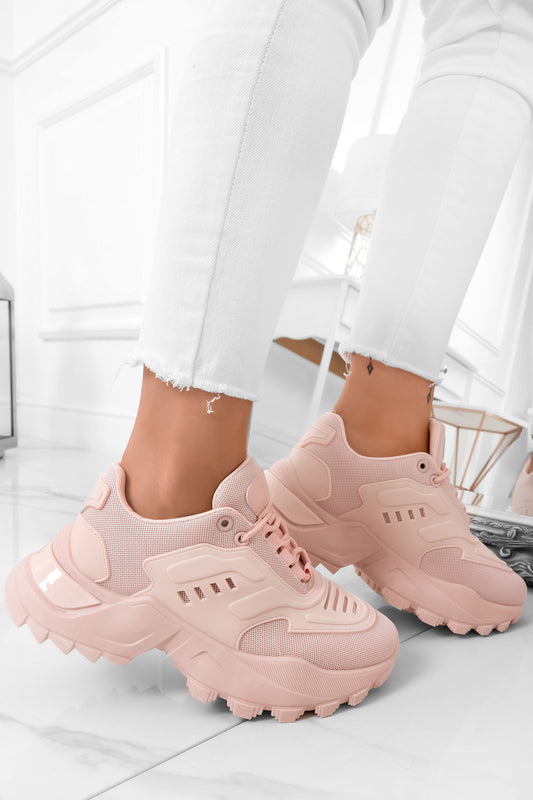 WILSON - Sneakers rosa traforate con suola spessa