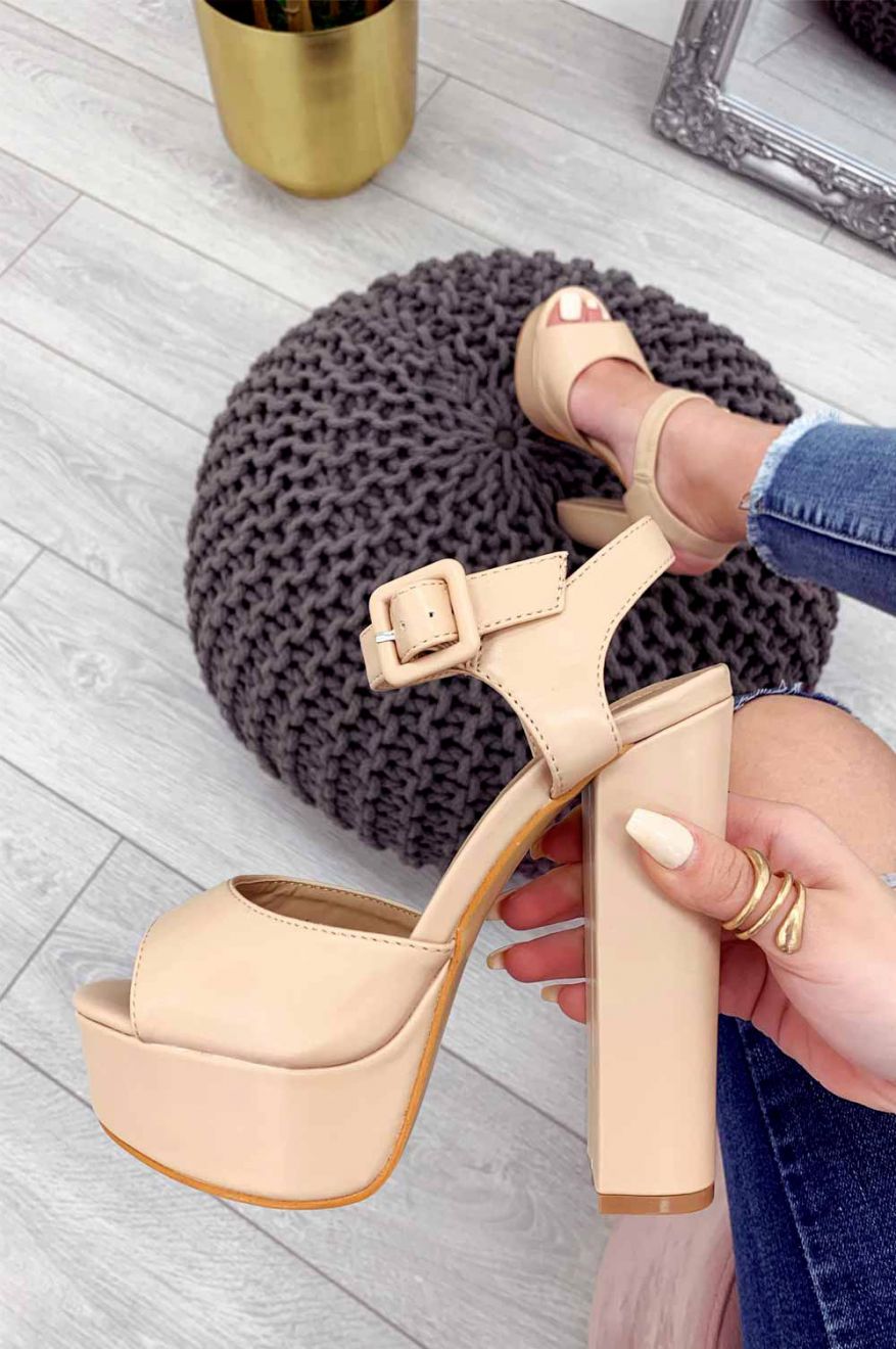 Beige faux leather sandals with high heel