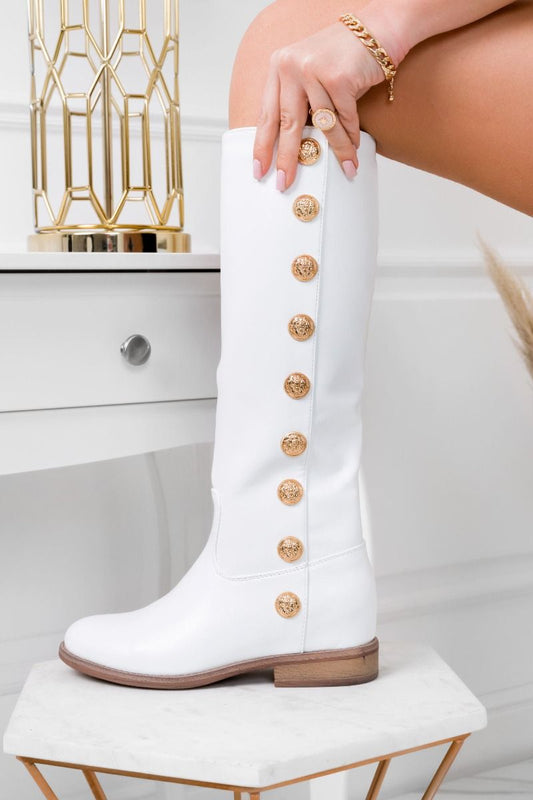 Stivali bianchi con bottoni oro e zeppa interna