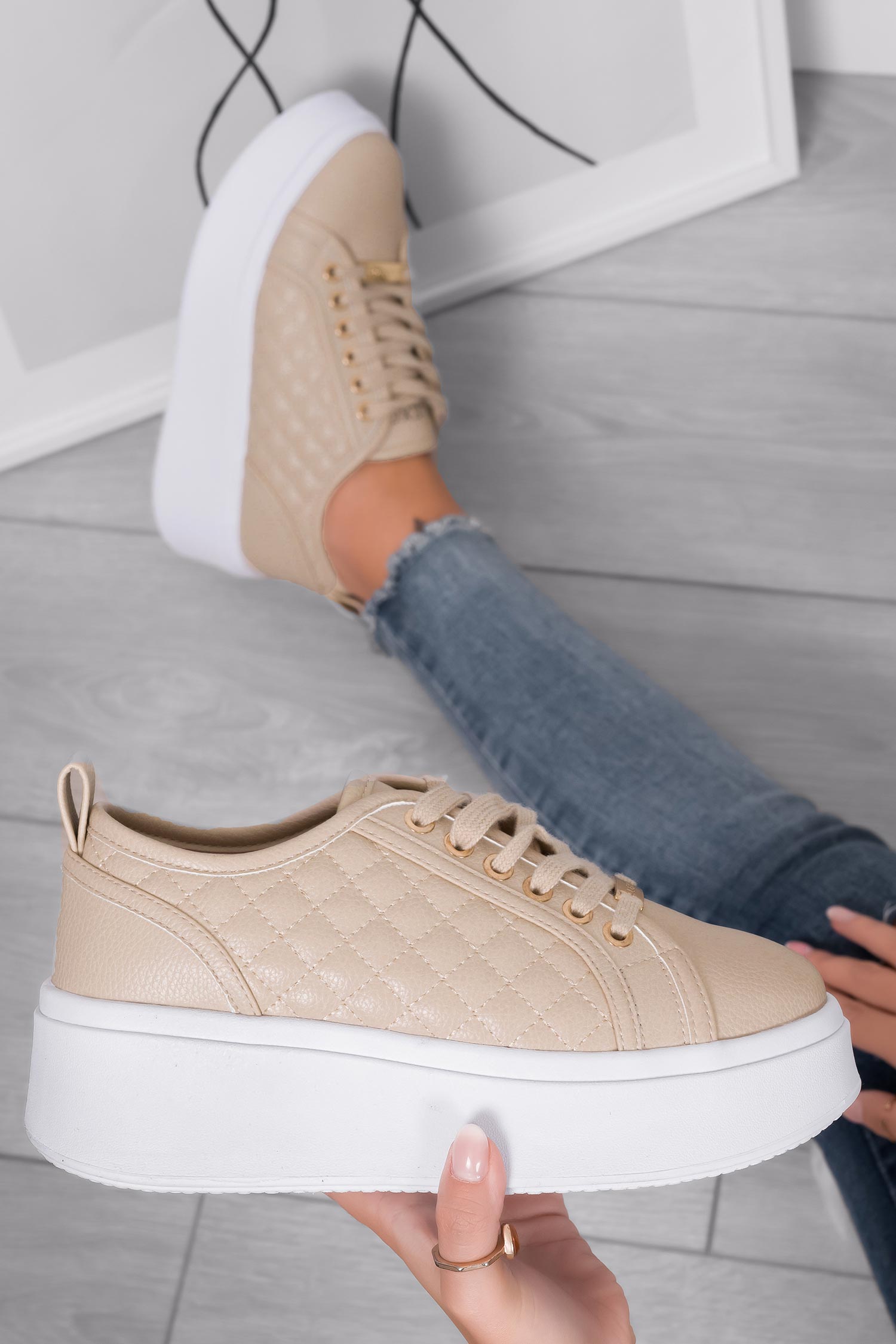 DALILA - Baskets plateforme Alexoo avec semelle épaisse matelassées beige