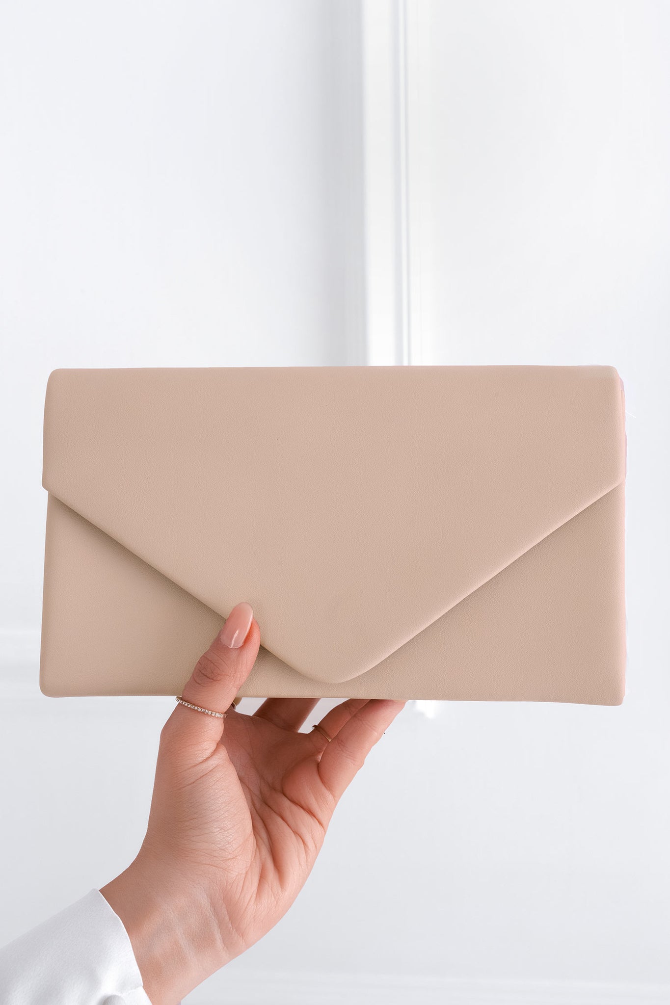 Beige B205 clutch bag in faux leather