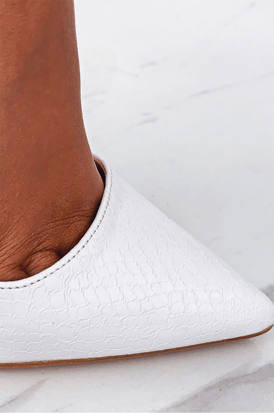 White python-effect pumps with high heel