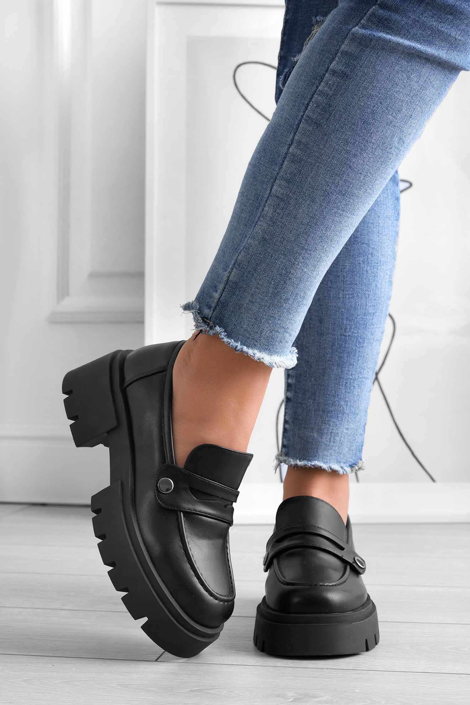 Mocassini platform neri Alexoo con accessori intercambiabili