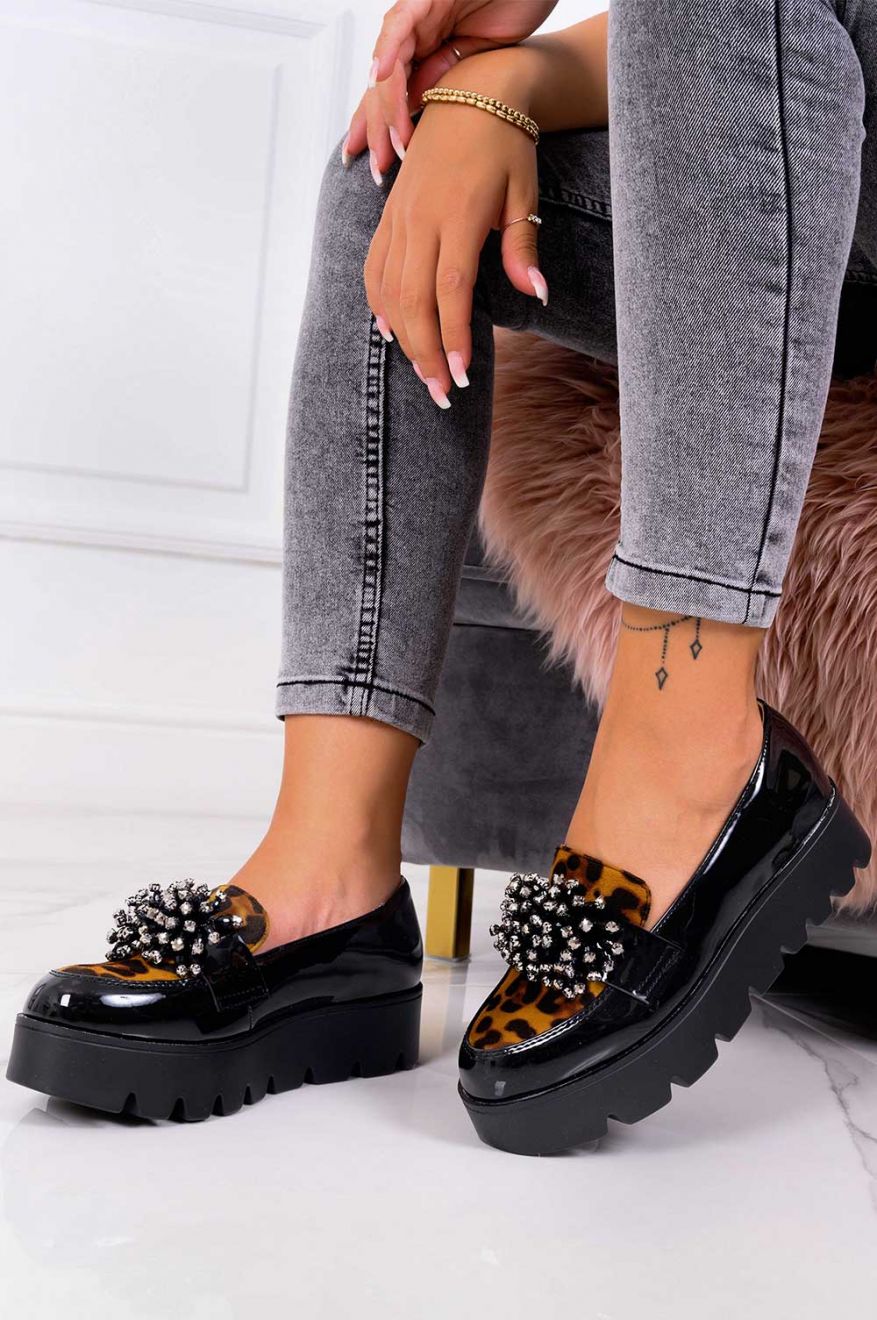 JESSY - Richelieus noirs en vernis avec empiècements léopard et strass