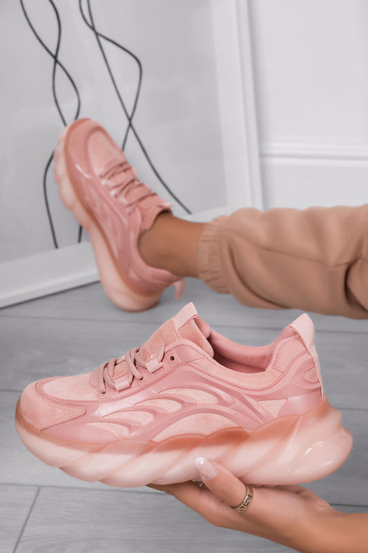 Sneakers rosa con lacci e suola in gomma