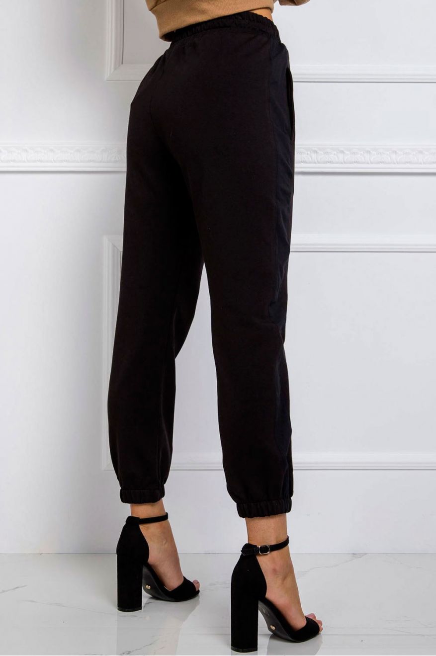 Pantalon de survêtement noir avec élastiques