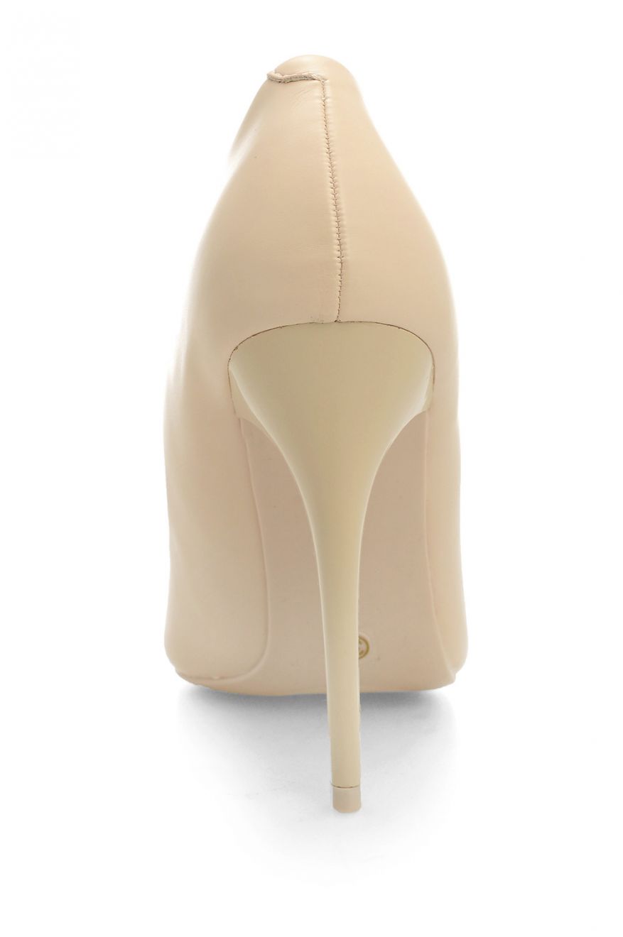 Decolleté in faux leather with stiletto heel - Beige