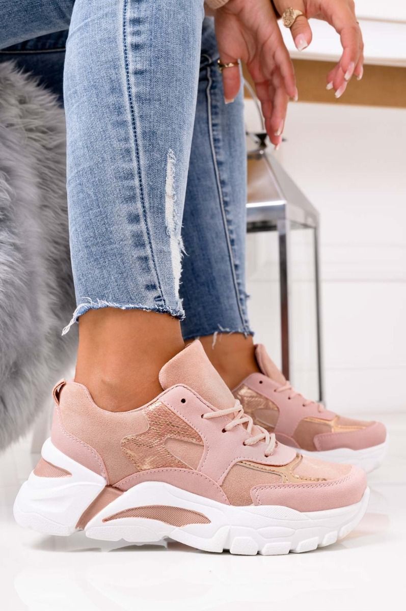 Pink sneakers with thick sole and rose gold inserts