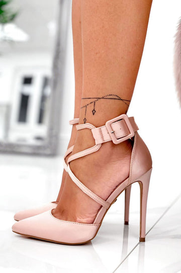 Pink satin high-heeled pumps
