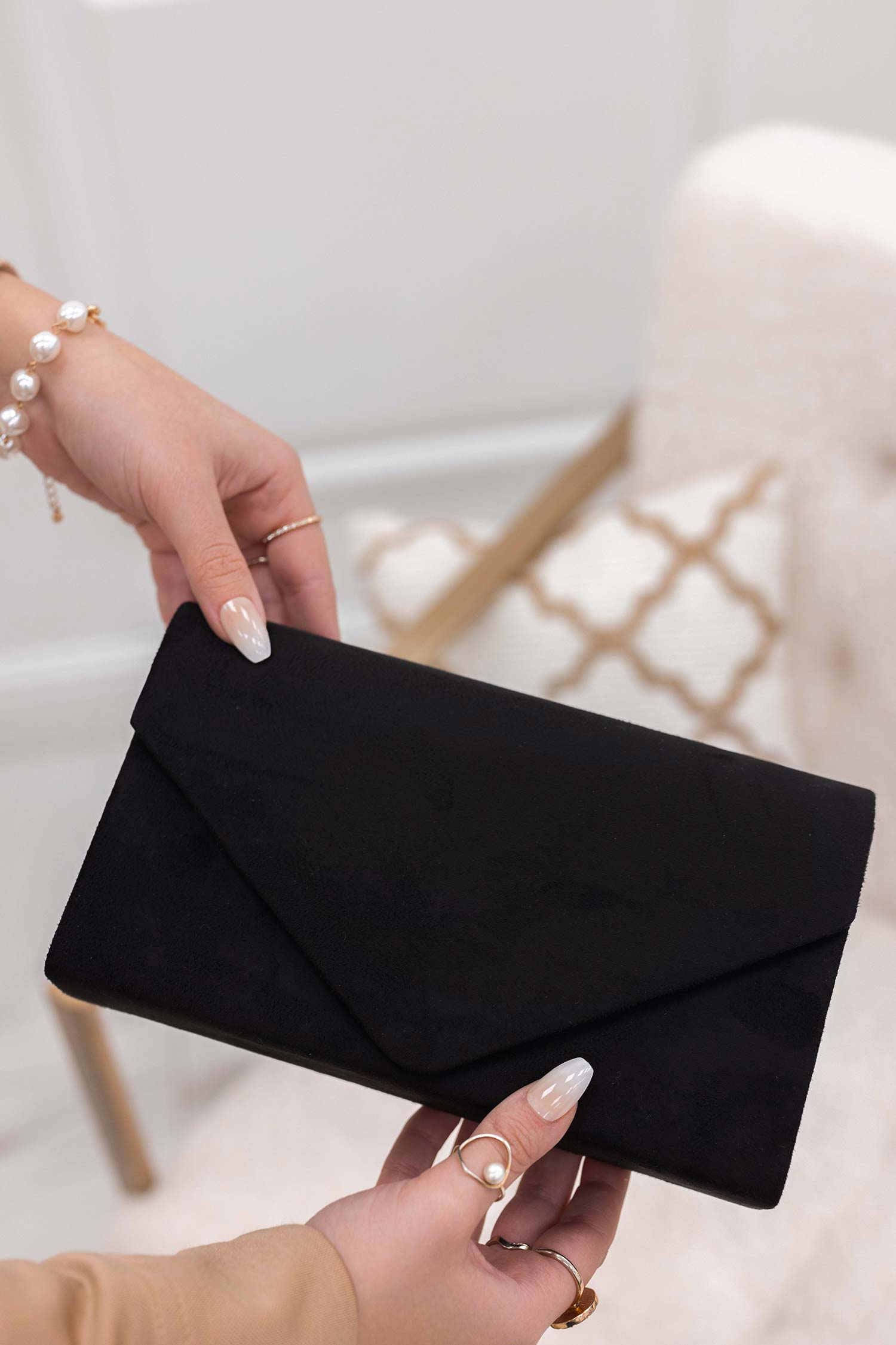 Sac - pochette B205 noire en daim