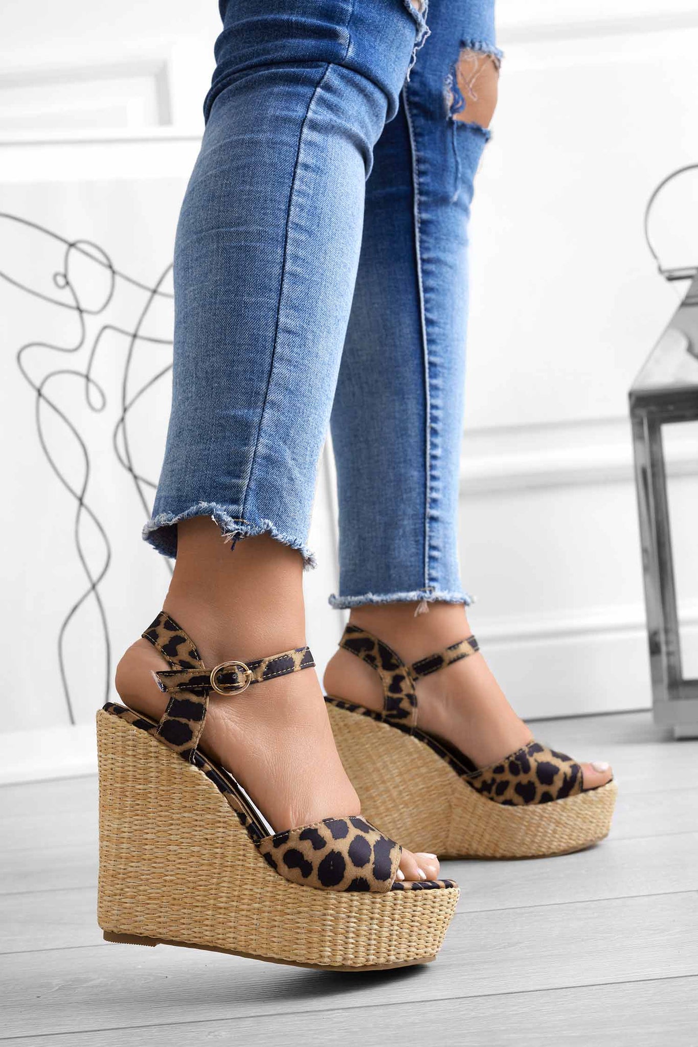 DAKOTA - Alexoo leopard wedge sandals