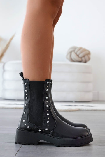 MAAX - Black ankle boots with studs and side elastic
