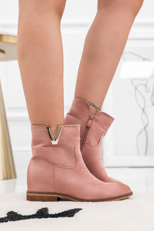 Pink suede ankle boots with internal wedge